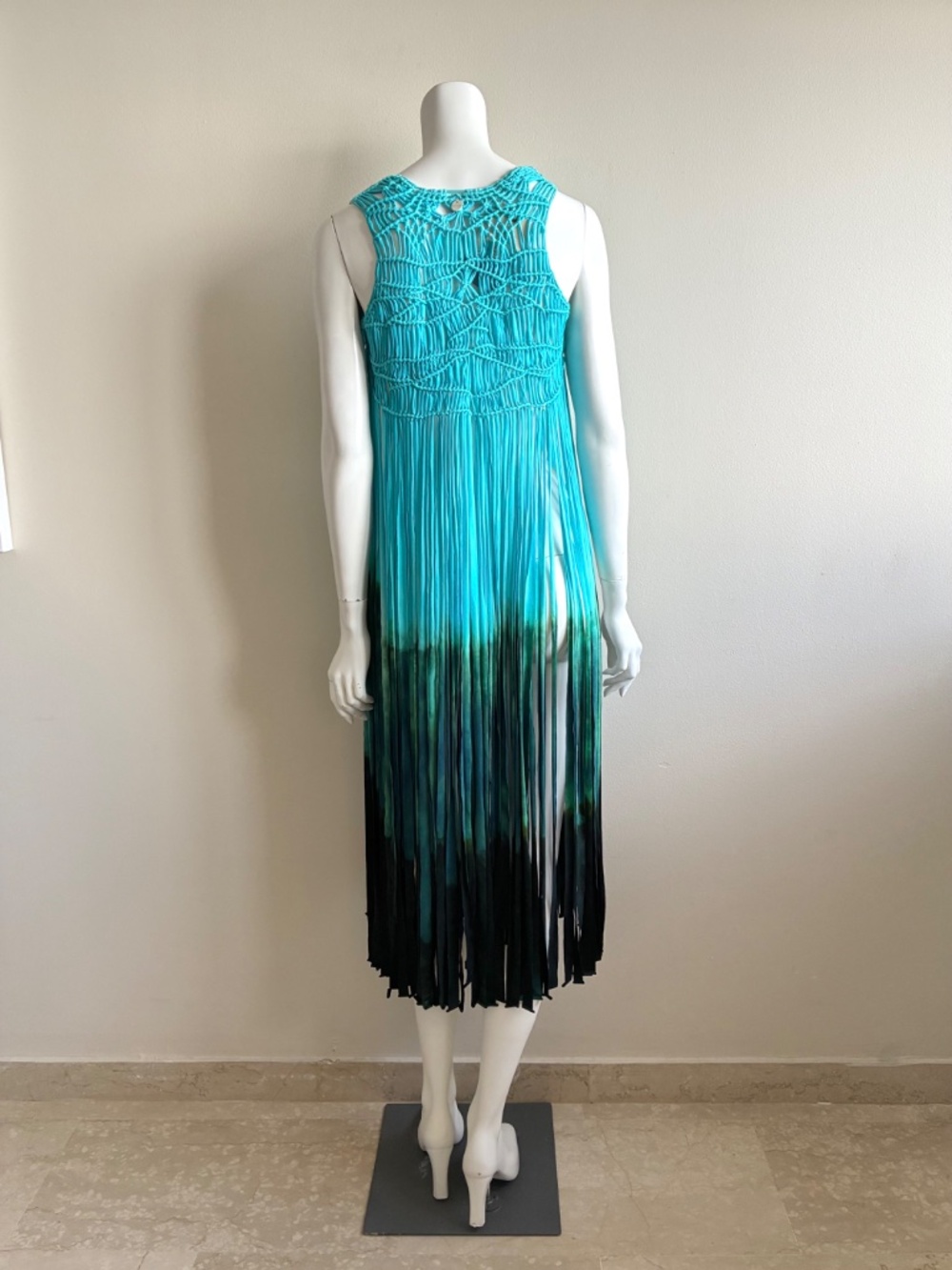 NWT, Entreaguas Fringe Duster
